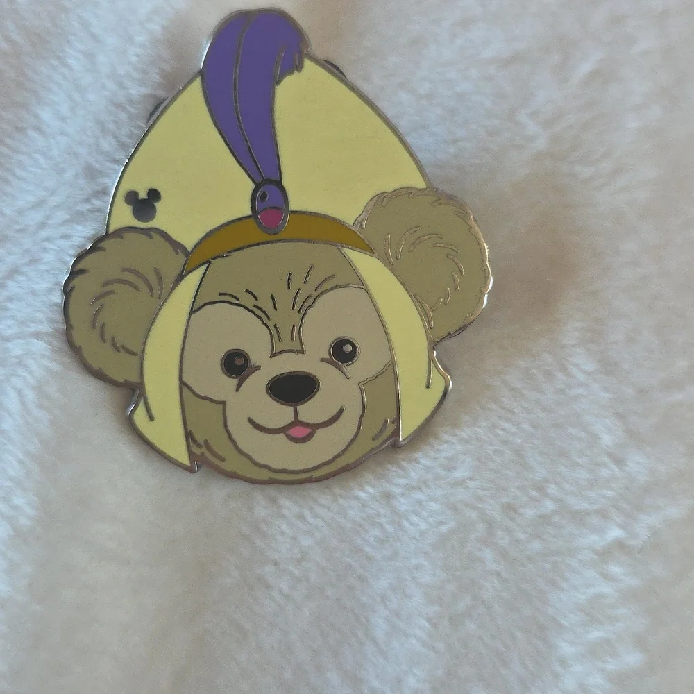 Disney Duffy Bear Character Pin Set - Peter Pan, Jafar, Aladdin, Pincchio